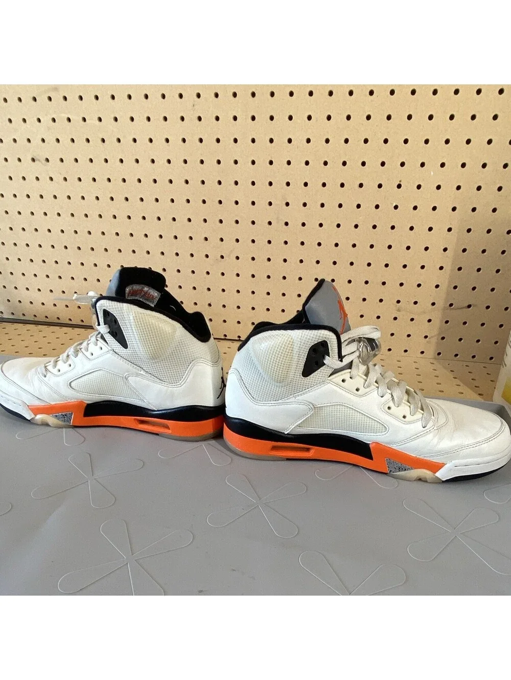 Air Jordan 5 Retro DC1060-100 Shattered Backboard Men's Sneakers Size 9.5